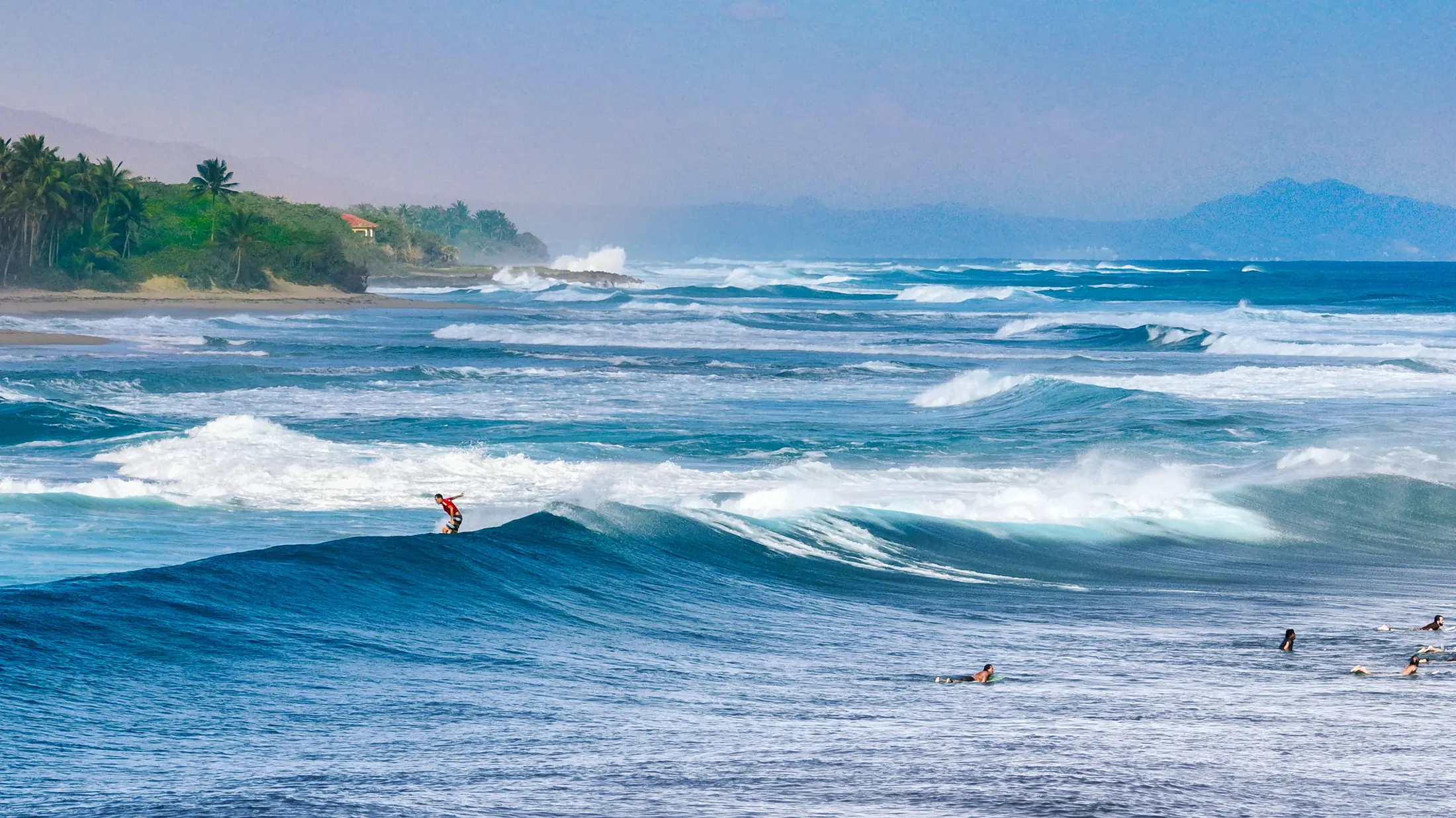 Surf Encuentro in the morning, work from home by nine